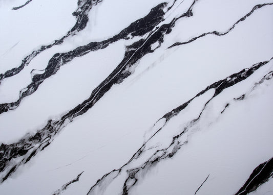 Placă PVC Marmura Alb cu Negru Mat COD - 0704